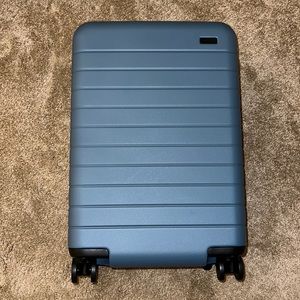 Away Luggage Bigger Carry-ON